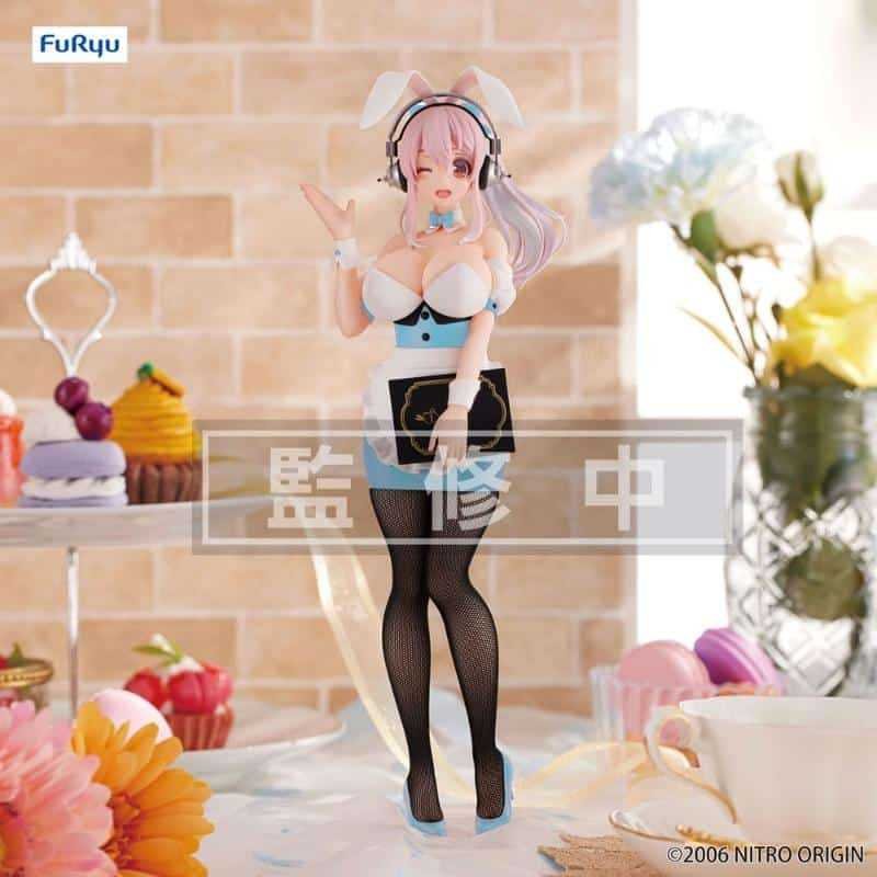 SUPER SONICO WAITRESS LIGHT BLUE VERSION FIGURA 28 CM (Pre-Venta: 06/05/2025)