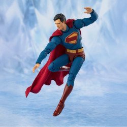 SUPERMAN FIGURA 16,5 CM SUPERMAN 2025 S.H. (Pre-venta: 28/07/2025)